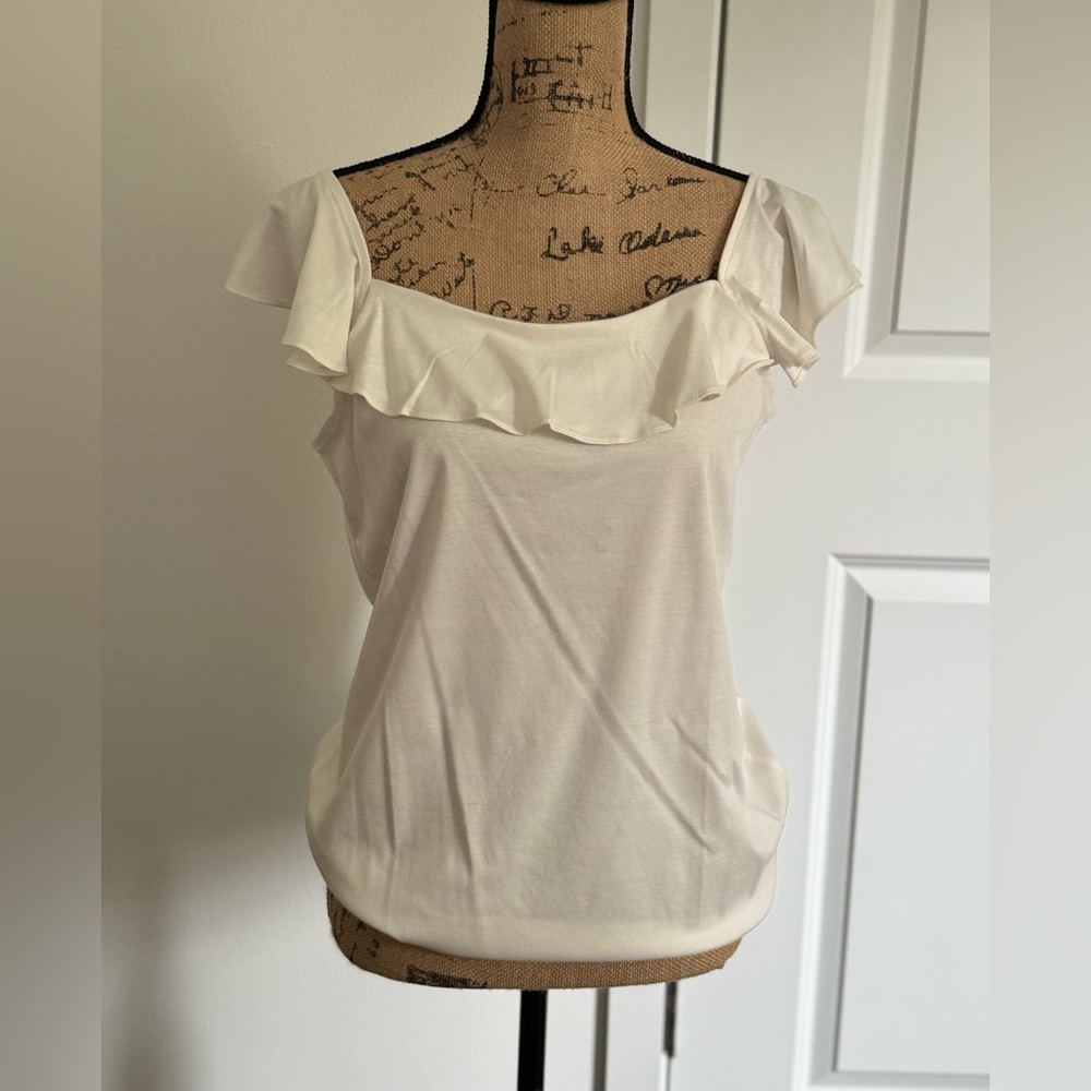 NWT- LOFT top on|off shoulder ruffle detail